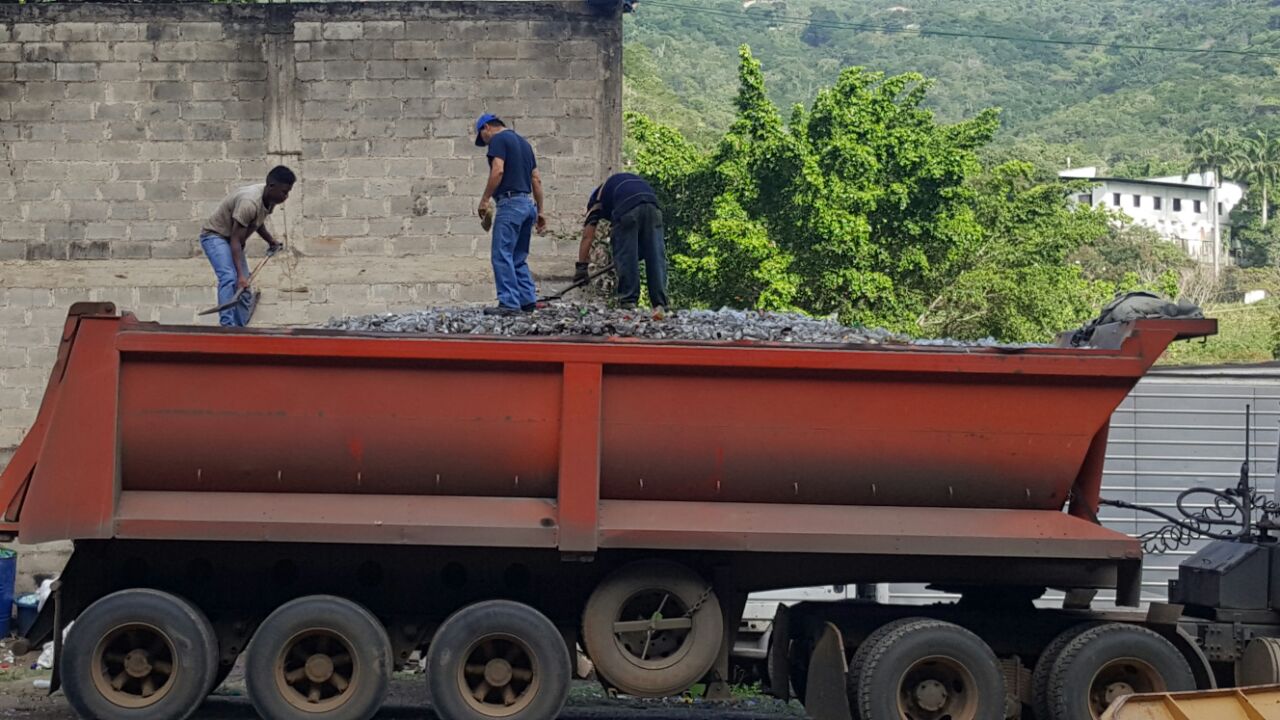 Transporte del vidrio procesado MultiRecicla, C.A